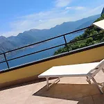 Apartmán Le Terrazze - Drei-zimmer-wohnung Mit Terrasse By Interhome